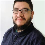Profesor de pedagogía en Educación Básica, diplomado en Gestión Curricular y Evaluación Educativa. Actualmente, cursando un Magister en Educación y perfeccionando el idioma inglés, en búsqueda de una certificación